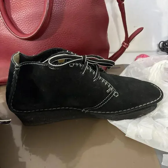 CLARKS ORIGINALS US10 Faraway Canyon Booties Black Leather Wedge Crepe Soul - Picture 2 of 12